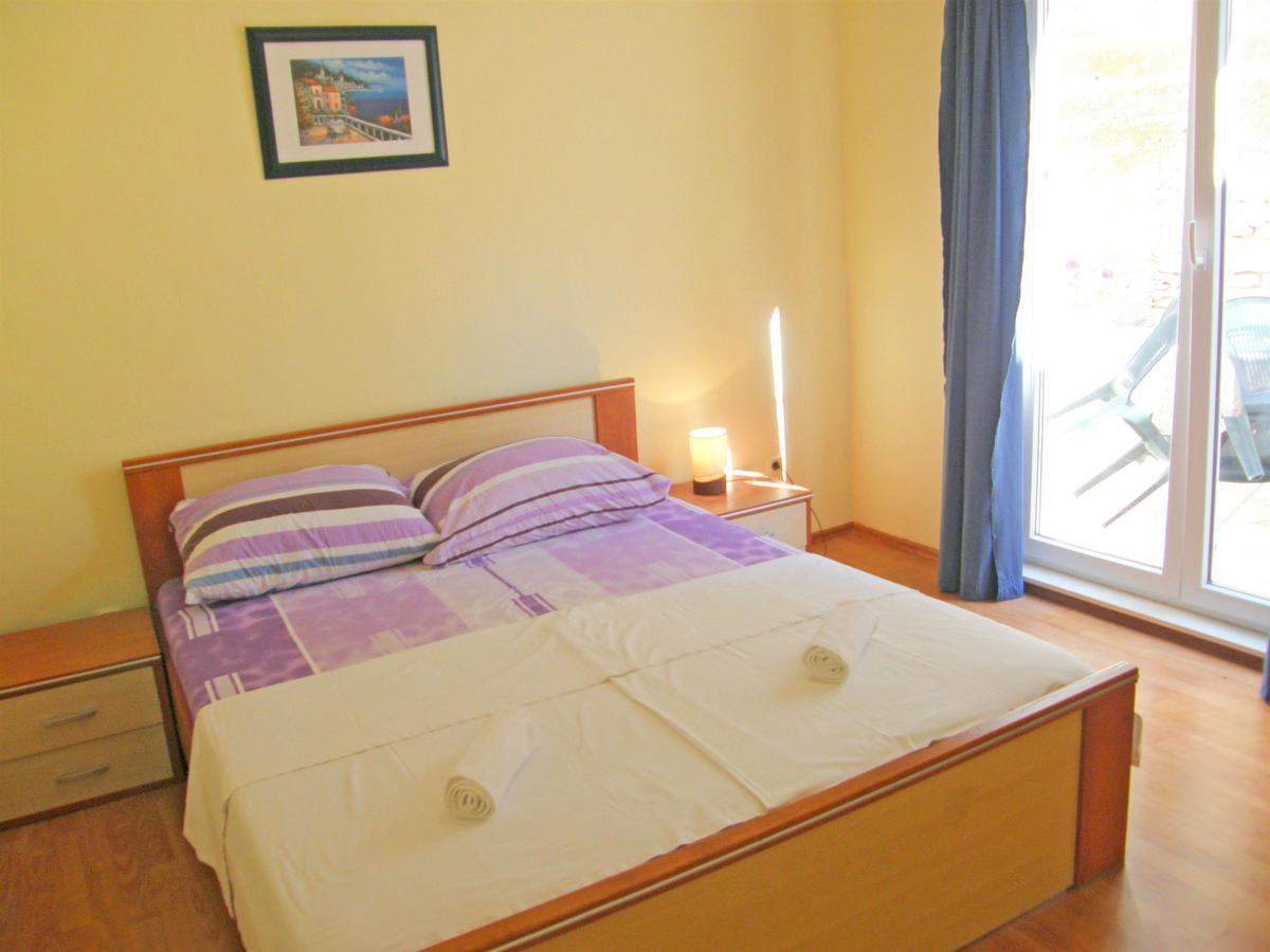 Apartments Jurica Primošten Esterno foto