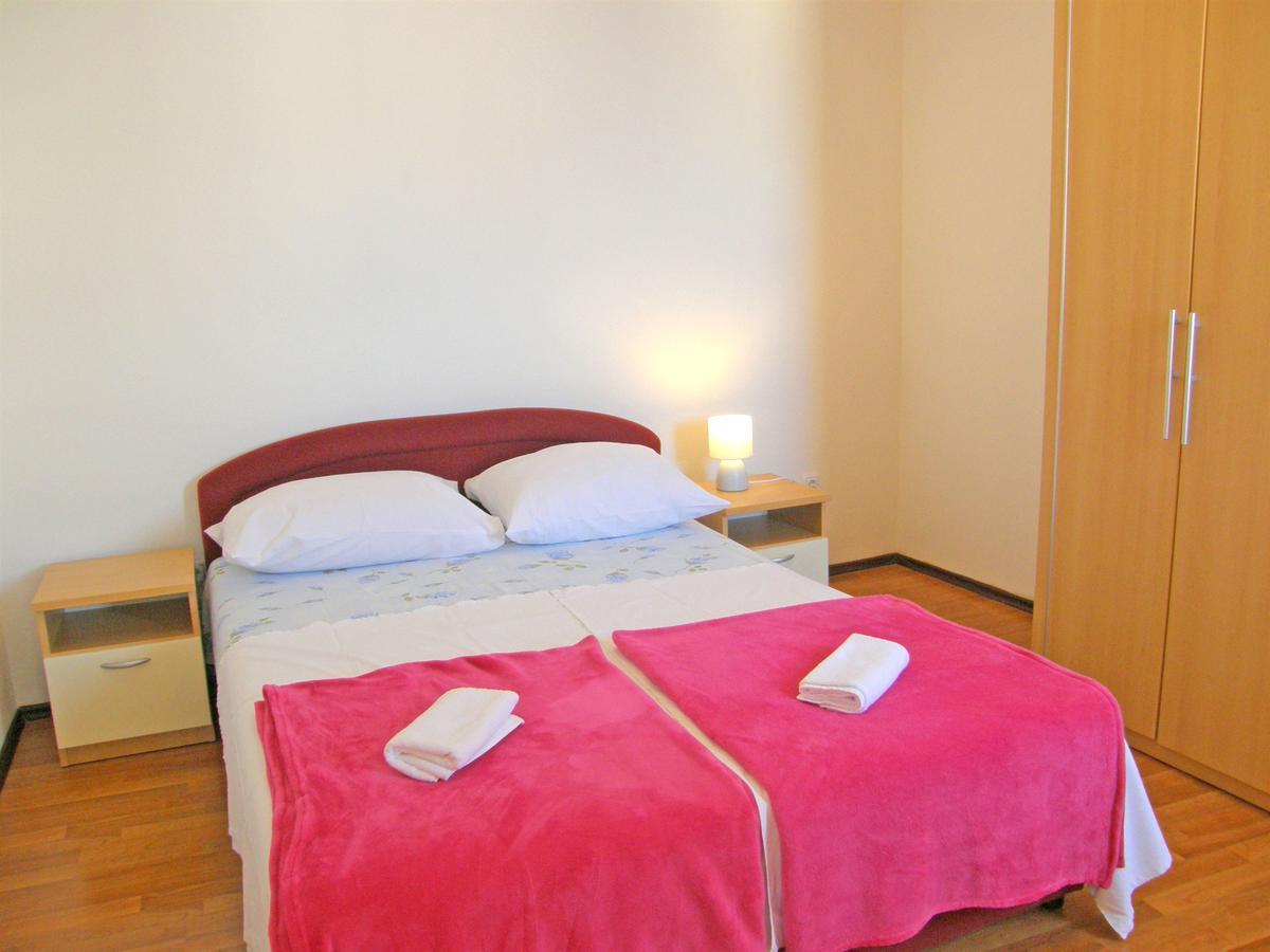 Apartments Jurica Primošten Esterno foto